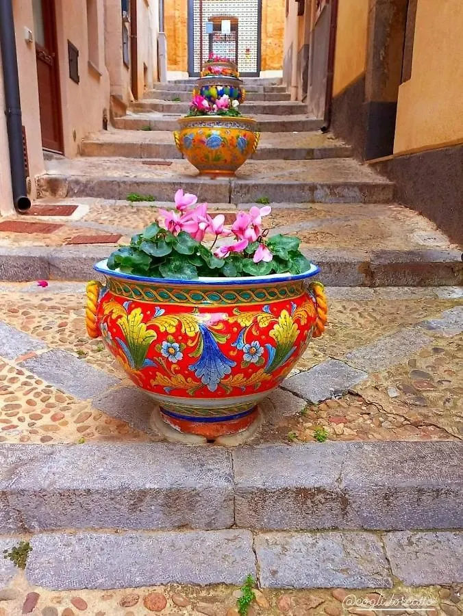 Sikelia House Cefalù 0*,  Italie